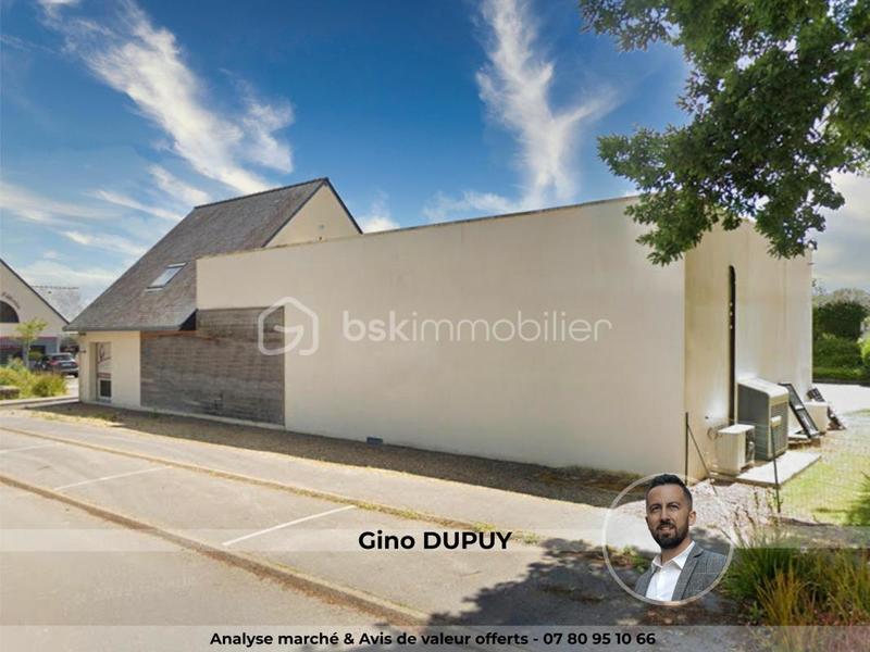 Local commercial - 270 m² - 12 pièces