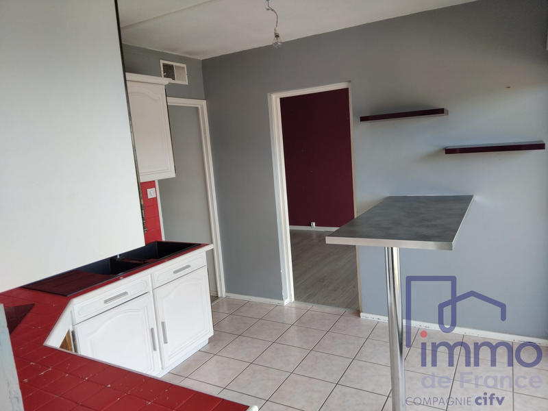 Appartement - 77 m² - 5 pièces