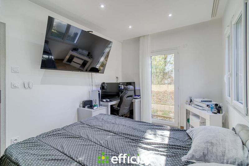 Villa - 140 m² - 5 pièces