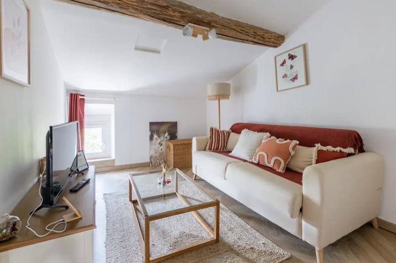 Immeuble - 110 m² - 6 pièces