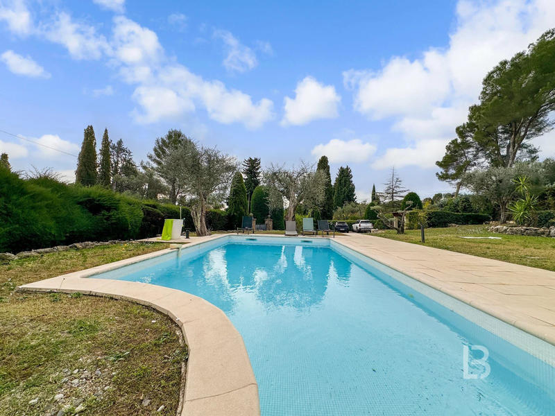 Mas - 161 m² - 7 pièces