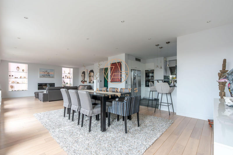 Appartement - 139 m² - 5 pièces