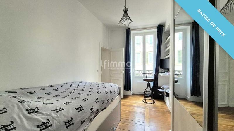 Appartement - 84 m² - 4 pièces