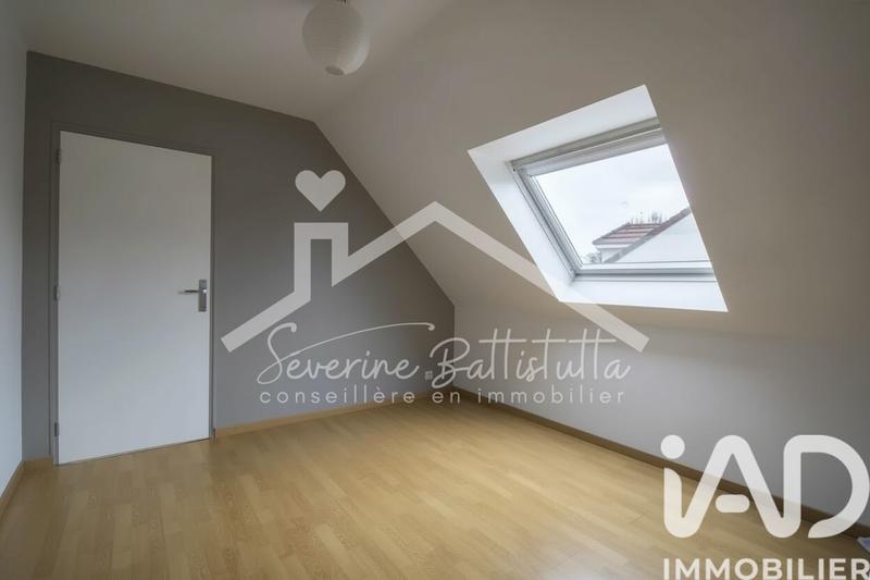 Maison - 121 m² - 7 pièces