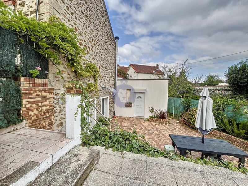 Maison - 140 m² - 7 pièces