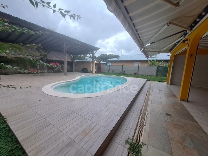 Maison - 189 m² - 5 pièces