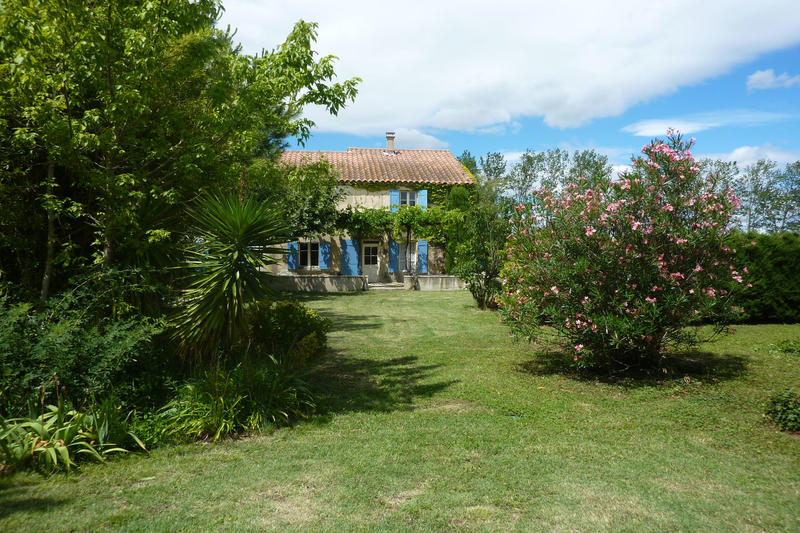 Mas - 225 m² - 8 pièces