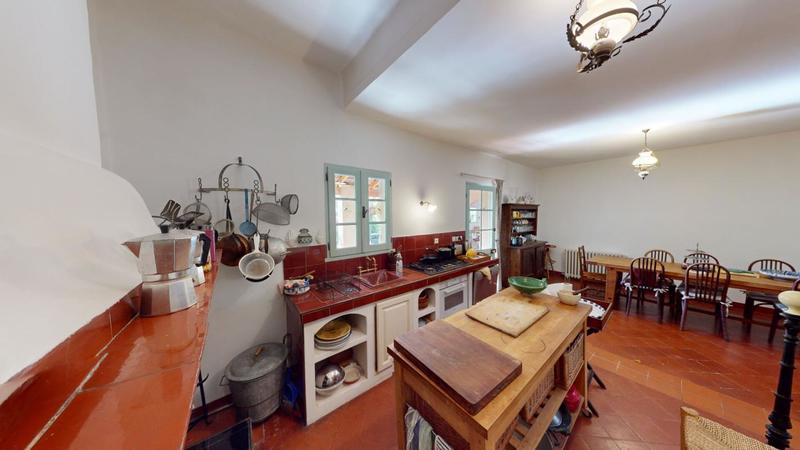 Villa - 355 m² - 11 pièces