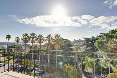 Appartement - 139 m² - 5 pièces