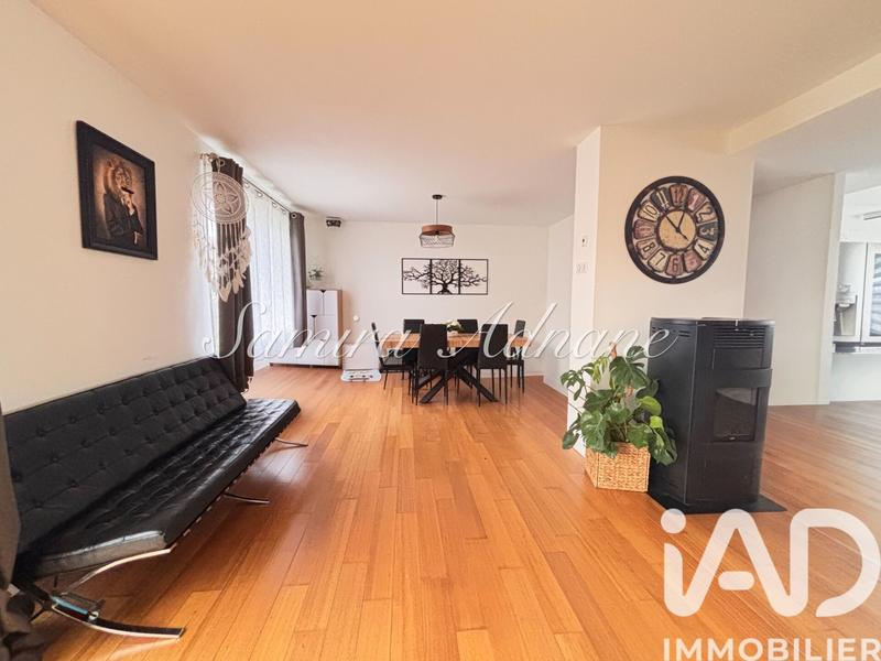 Maison - 140 m² - 6 pièces