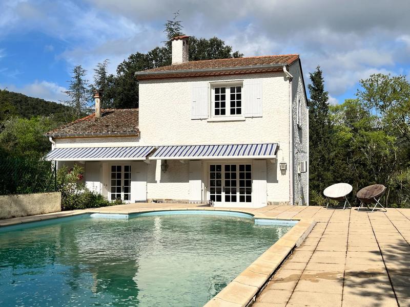 Maison - 152 m² - 6 pièces