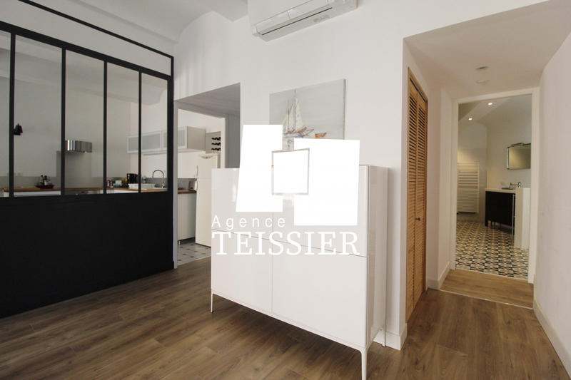 Appartement - 82 m² - 2 pièces