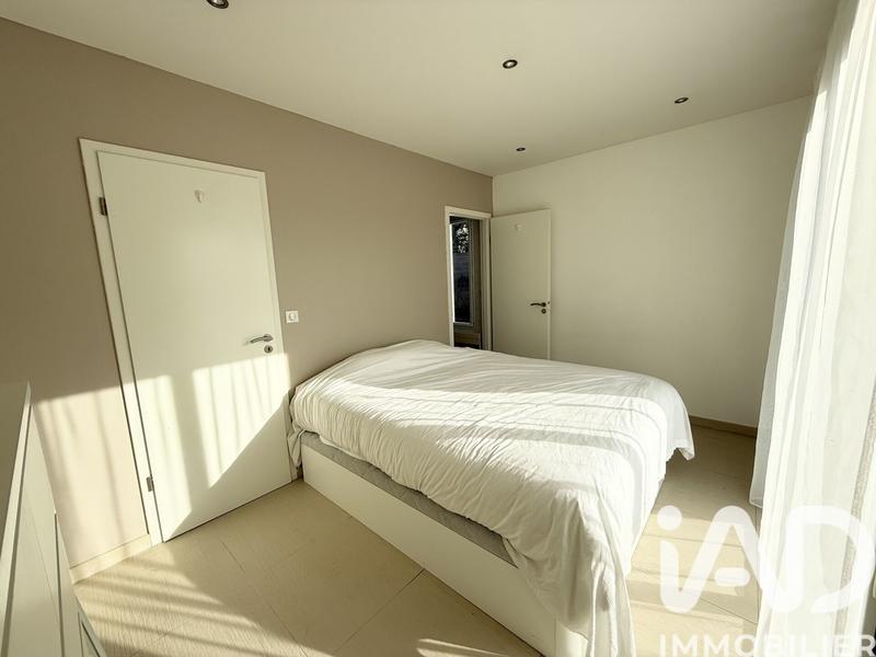 Maison - 226 m² - 7 pièces