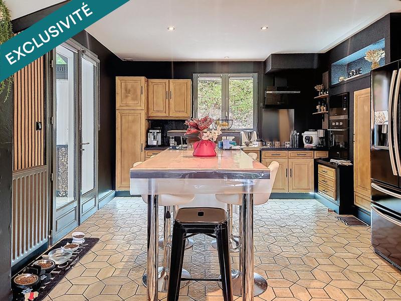 Maison - 123 m² - 6 pièces