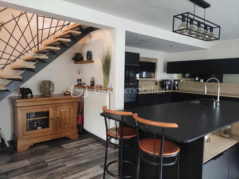 Maison - 149 m² - 5 pièces