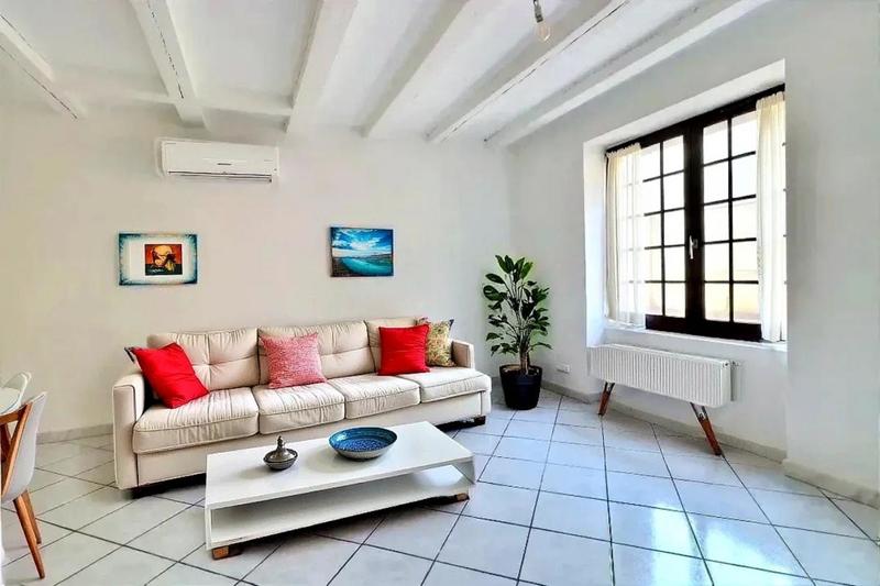 Maison - 153 m² - 5 pièces