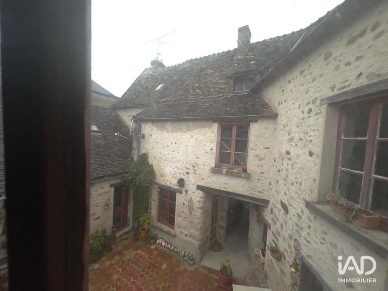 Maison - 200 m² - 9 pièces