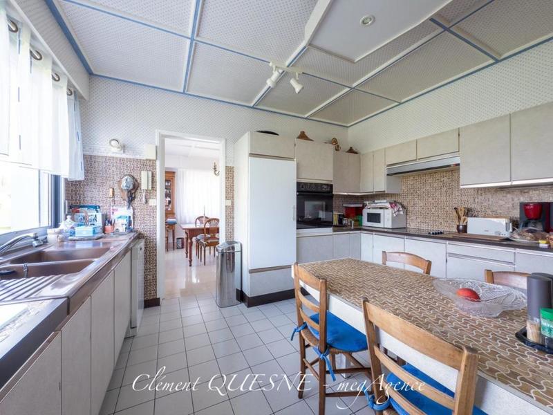 Maison - 246 m² - 7 pièces