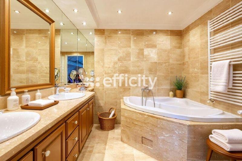 Maison - 155 m² - 6 pièces