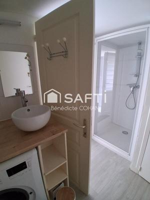 Maison - 180 m² - 6 pièces