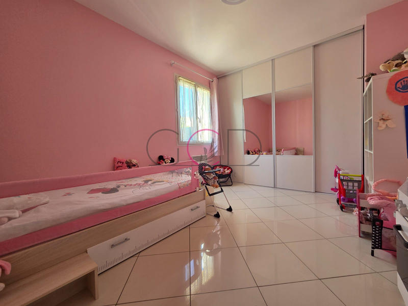 Maison - 94 m² - 4 pièces