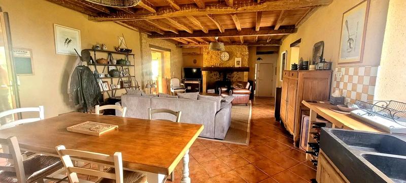 Maison - 150 m² - 5 pièces