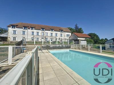 Immeuble - 1 500 m² - 19 pièces