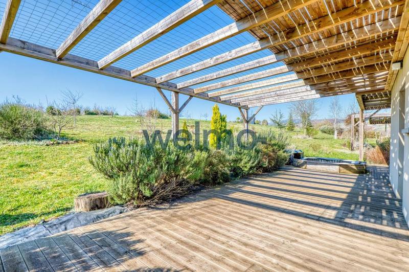 Maison - 360 m² - 10 pièces