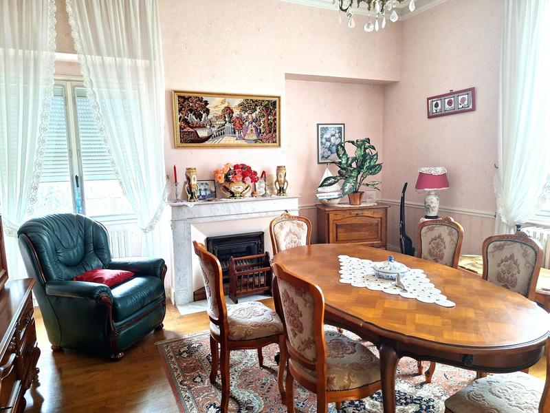 Maison - 171 m² - 6 pièces