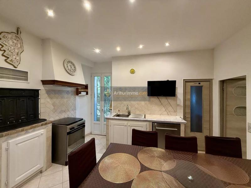 Appartement - 79 m² - 4 pièces