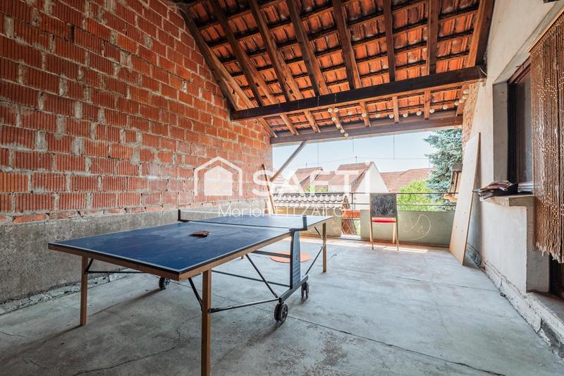 Maison - 202 m² - 7 pièces