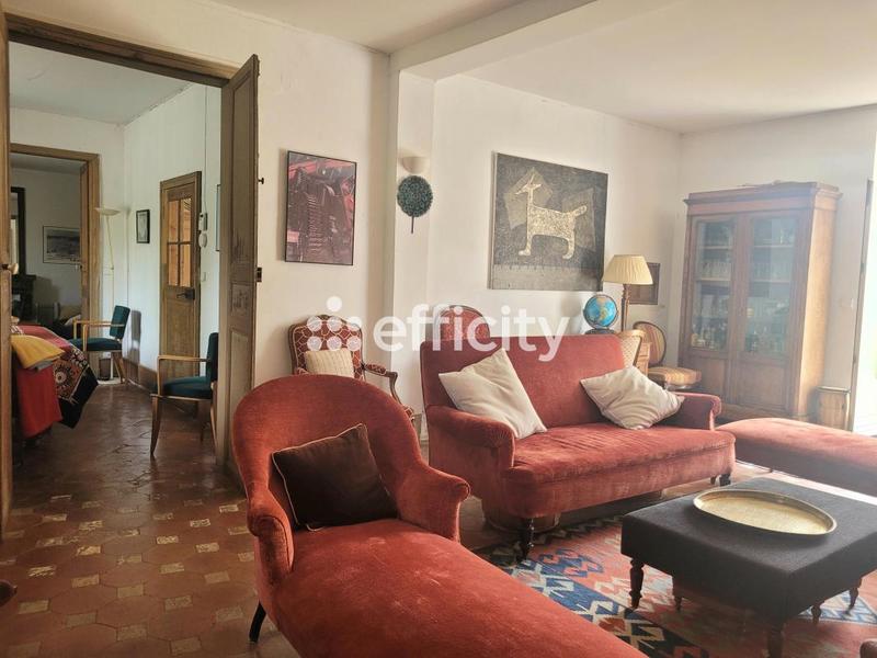 Maison - 180 m² - 7 pièces