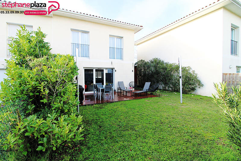 Maison - 93 m² - 4 pièces