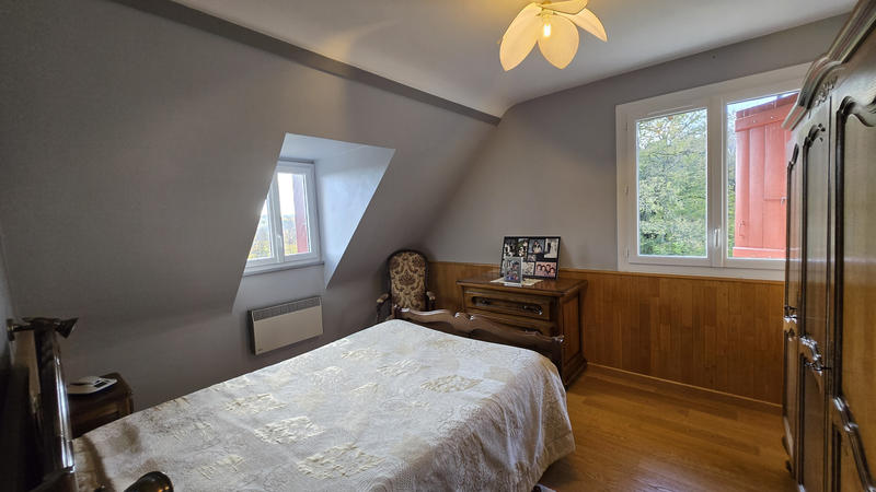 Maison - 122 m² - 6 pièces