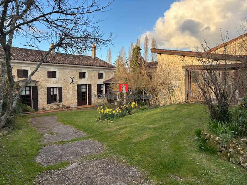 Maison - 137 m² - 6 pièces