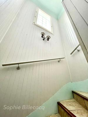 Maison - 210 m² - 8 pièces