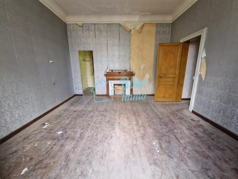 Appartement - 230 m² - 10 pièces