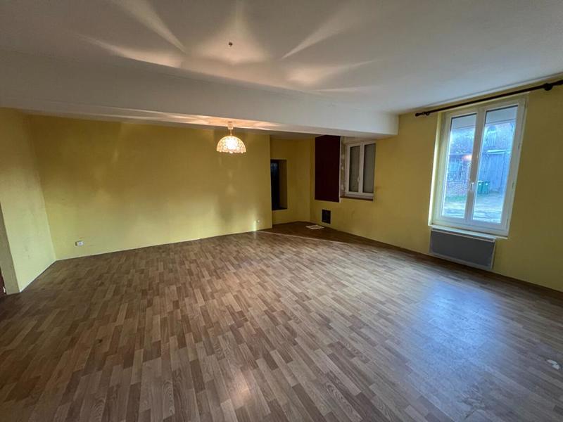 Maison de village - 80 m² - 3 pièces