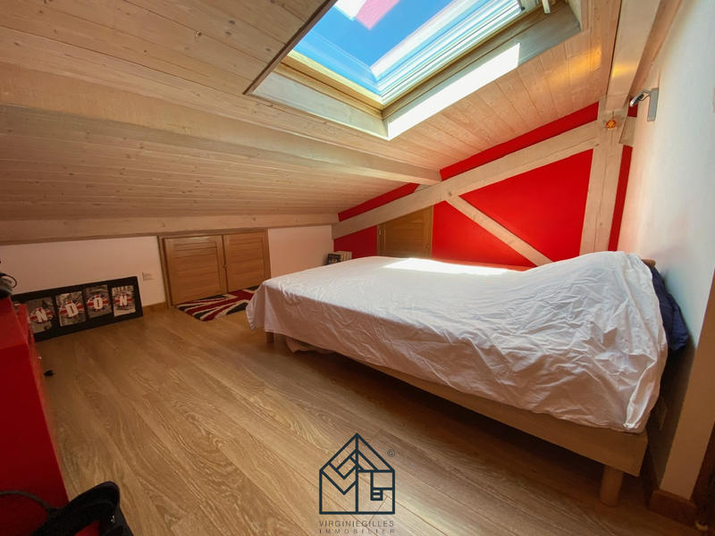 Maison - 185 m² - 7 pièces