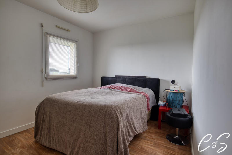 Maison - 95 m² - 5 pièces