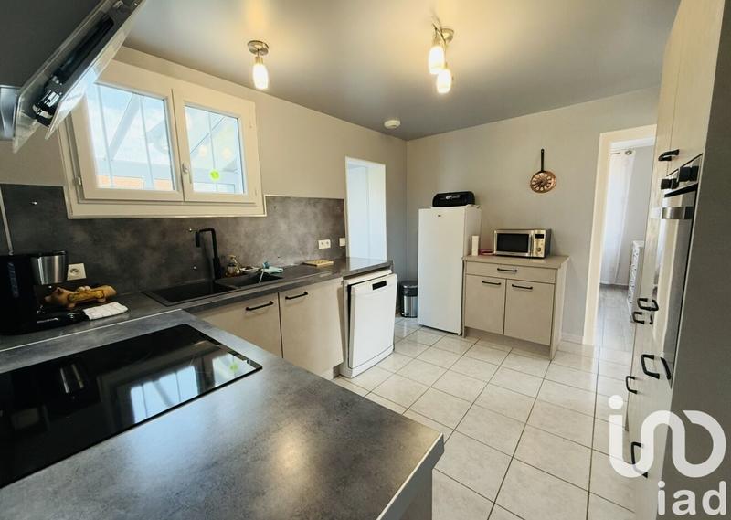 Maison - 93 m² - 4 pièces