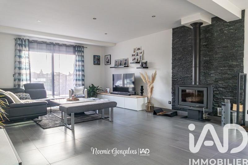 Maison - 168 m² - 7 pièces