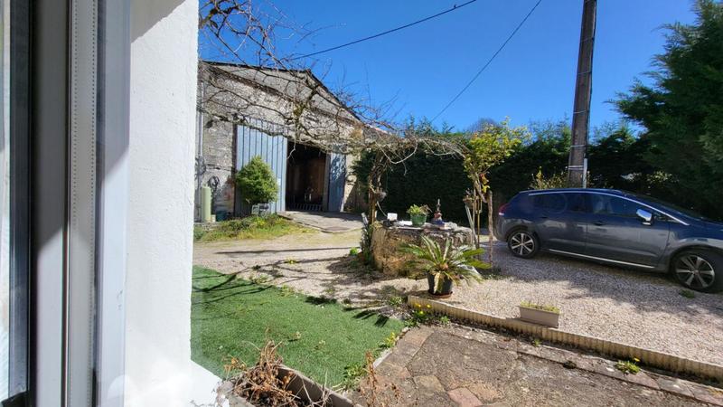 Maison - 210 m² - 8 pièces