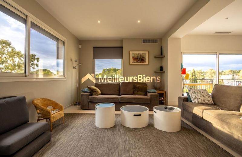 Villa - 188 m² - 8 pièces