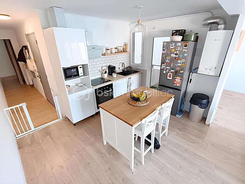 Appartement - 76 m² - 3 pièces