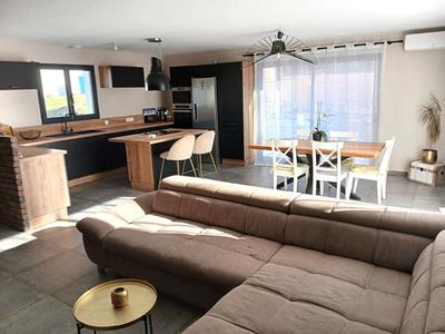 Villa - 120 m² - 5 pièces