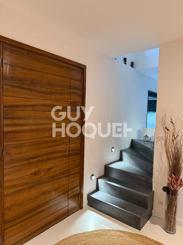 Maison - 150 m² - 5 pièces