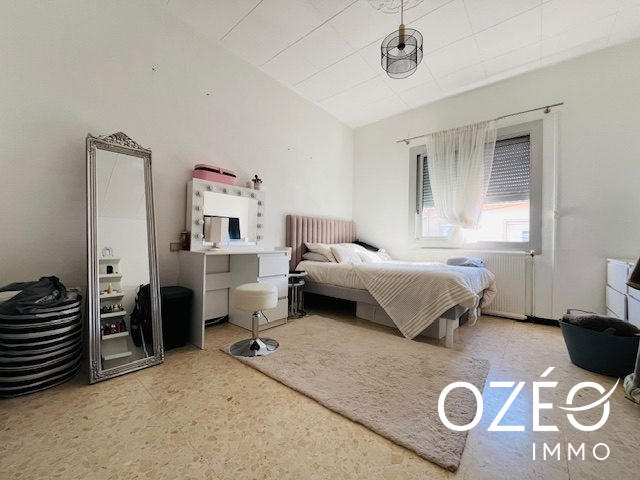 Maison traditionnelle - 105 m² - 4 pièces