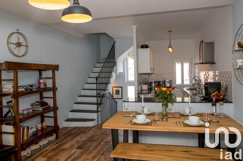 Maison - 121 m² - 5 pièces