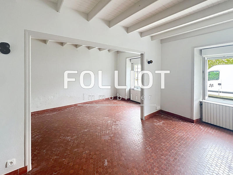 Maison - 92 m² - 6 pièces